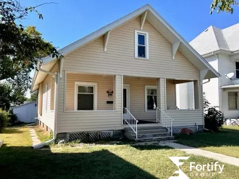 709 6th Ave, Fairmont, NE 68354