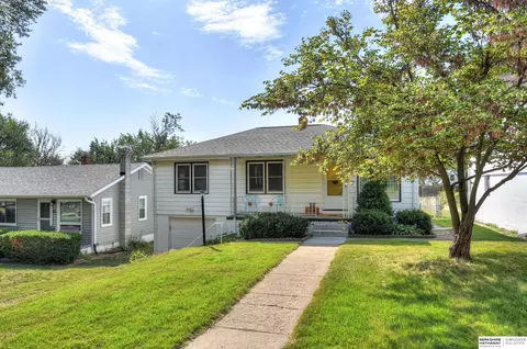 5143 Pine St, Omaha, NE 68106