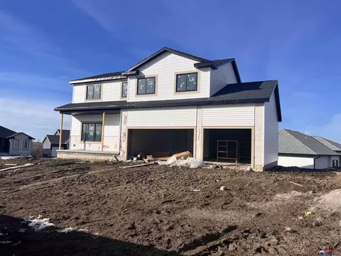 9841 Fairbury Ln, Lincoln, NE 68516