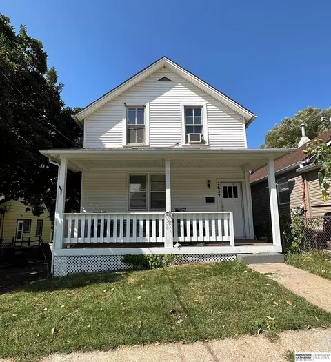 2632 S 15 St, Omaha, NE 68108