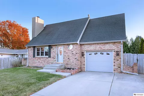 4911 London Rd, Lincoln, NE 68516