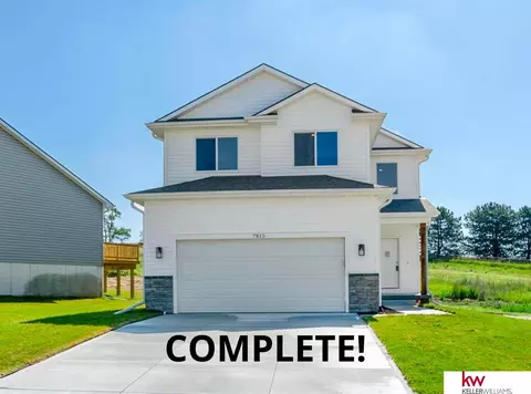 7909 N 93 St, Omaha, NE 68122