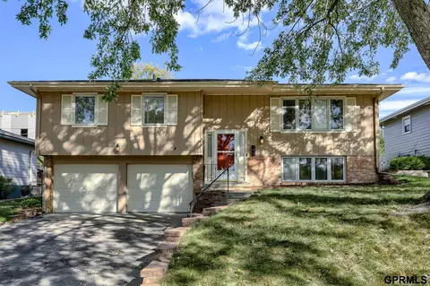 5123 S 94th Ave, Omaha, NE 68127