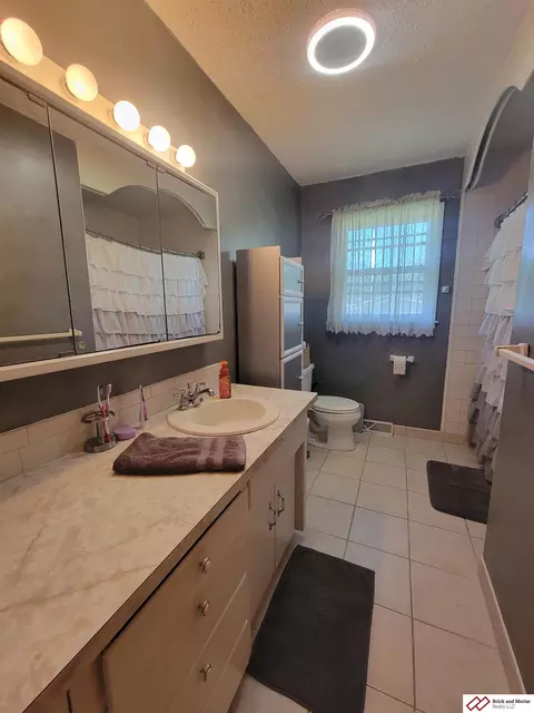 1724 Garfield St, Beatrice, NE 68310 photo 14