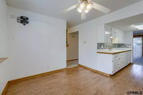 2734 Lloyd St, Bellevue, NE 68005