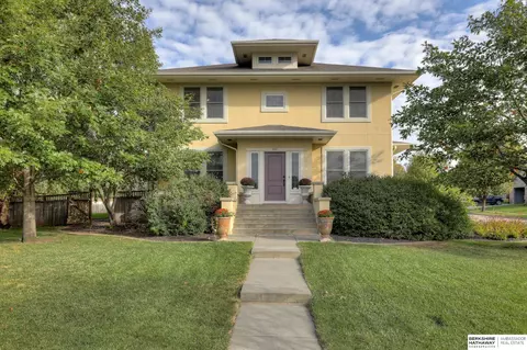 300 Blue Sage Blvd, Lincoln, NE 68521