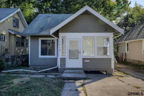 4613 N 42 St, Omaha, NE 68111