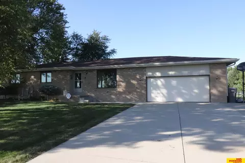 1128 County Rd W, Fremont, NE 68025