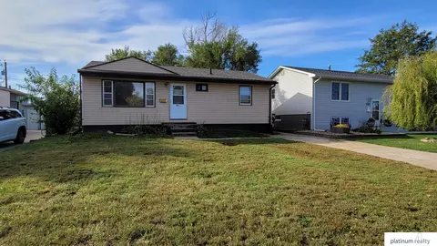 2709 7th Ave, Council Bluffs, IA 51501