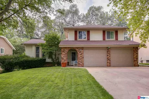 15467 Harney St, Omaha, NE 68154