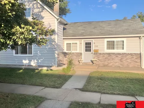 150 N Pine St, Dodge, NE 68633 photo 2