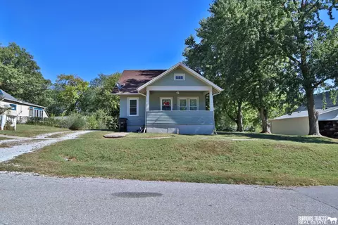 380 Washington St, Sterling, NE 68443