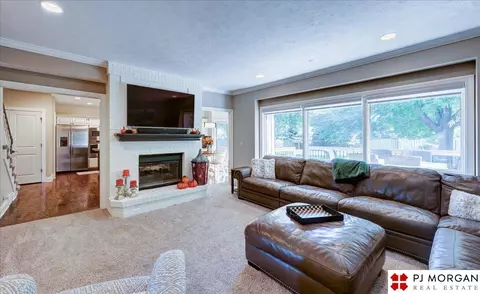 12913 Eagle Run Dr, Omaha, NE 68164 photo 9
