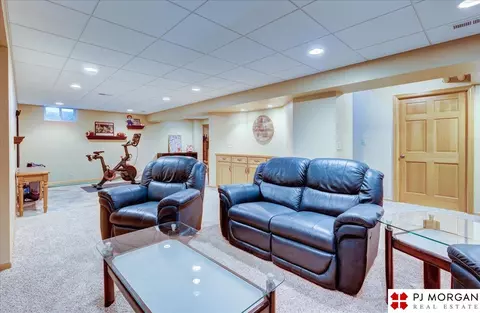 12913 Eagle Run Dr, Omaha, NE 68164 photo 30