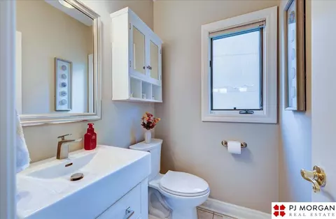 12913 Eagle Run Dr, Omaha, NE 68164 photo 8