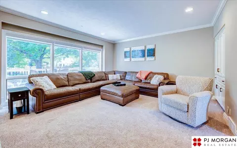 12913 Eagle Run Dr, Omaha, NE 68164 photo 11