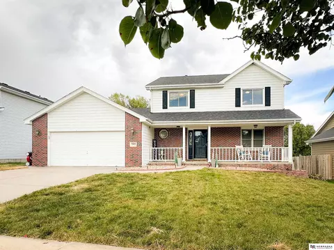 3320 Casa Grande Ln, Lincoln, NE 68516