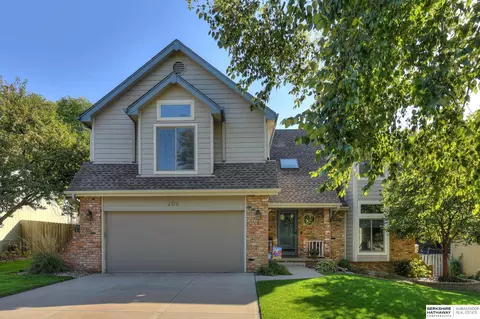 709 N 155 St, Omaha, NE 68154