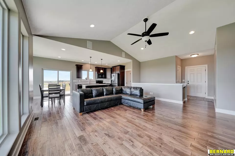  5994 E Rd, Nebraska City, NE 68410 photo 12