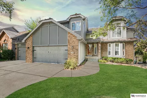 724 N 148th St, Omaha, NE 68154