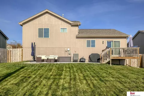 19081 Robin Dr, Omaha, NE 68136 photo 30
