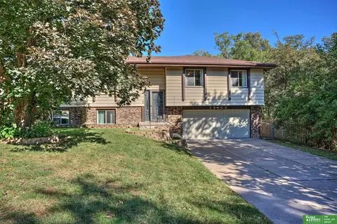 12562 Ohio Cir, Omaha, NE 68164