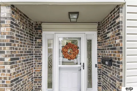 1120 Delmar St #3C, Papillion, NE 68046