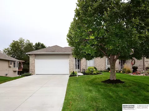 15409 Burdette St, Omaha, NE 68116