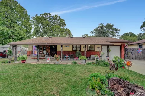 6900 Lynn St, Lincoln, NE 68505