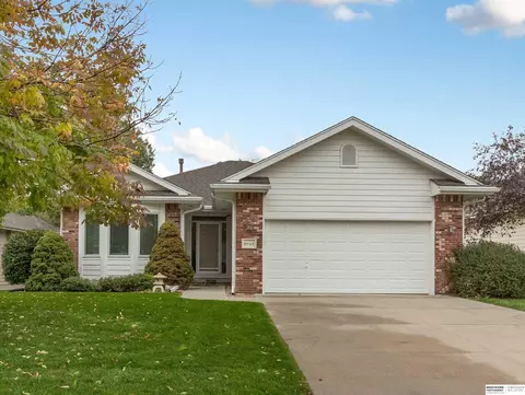 6018 S 146 St, Omaha, NE 68137