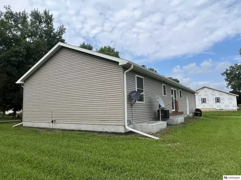 315 E Oak St, Dwight, NE 68635 photo 5