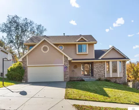 13433 Burdette St, Omaha, NE 68164
