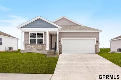 19133 Murray Trl, Gretna, NE 68028