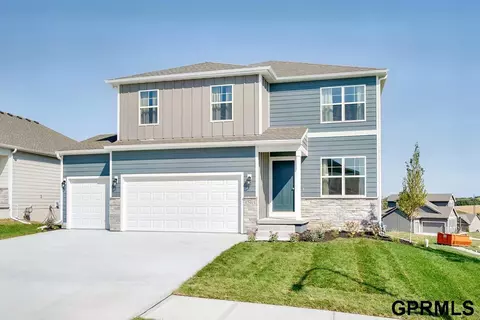 11534 S 191st St, Gretna, NE 68028