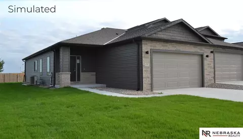 6934 Claystone Dr, Lincoln, NE 68521