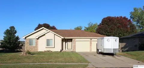 8130 S 50 Ave, Omaha, NE 68157