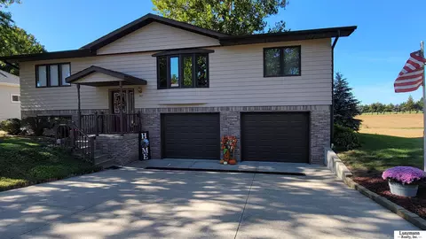 303 Maple St, Johnson, NE 68378 photo 2