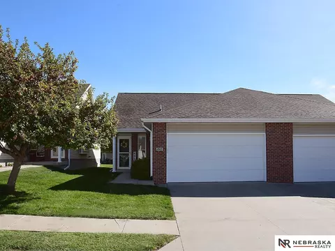 1863 N 175th Ct, Omaha, NE 68118