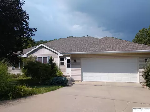 628 SE 4th St, Plattsmouth, NE 68048