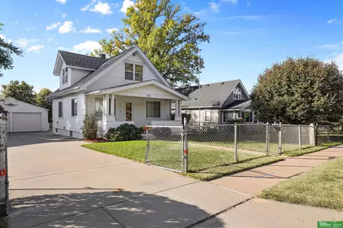 3923 U St, Omaha, NE 68107