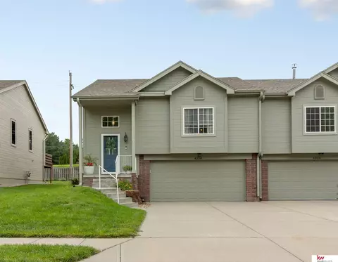 4338 S 179th St, Omaha, NE 68135