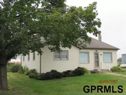 435 Fremont St, Octavia, NE 68632