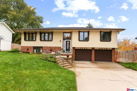 9636 Boyd Cir, Omaha, NE 68134