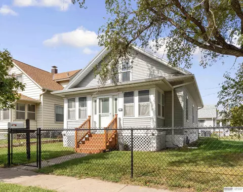 2100 Avenue B, Council Bluffs, IA 51501