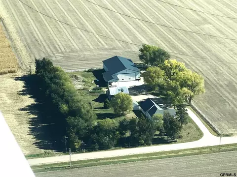 4050 J Road Rd, Bellwood, NE 68624