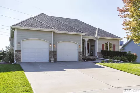 14617 Vane St, Bennington, NE 68007 photo 3