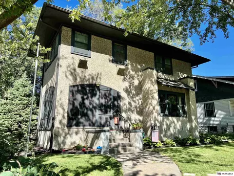 745 Elmwood Ave, Lincoln, NE 68510