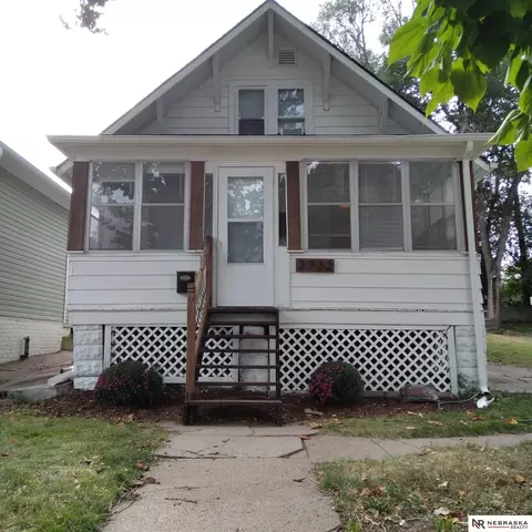 2732 S 12th St, Omaha, NE 68108