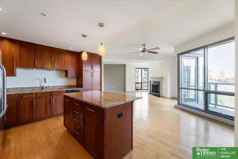 200 S 31 Ave #4508, Omaha, NE 68131