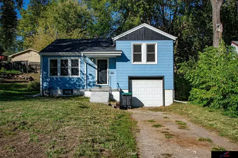 3720 Franklin St, Omaha, NE 68111